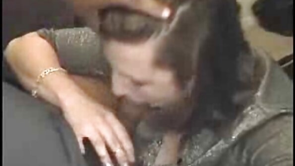 Nakal, Natalia minangka Nubile sing asale saka Rusia. Lady enom iki ngijini pindhah saka kabeh inhibitions dheweke sak jinis lan ndadekake kanggo rambute narik, bokong smacking sesi jancok sing kudu ndeleng!