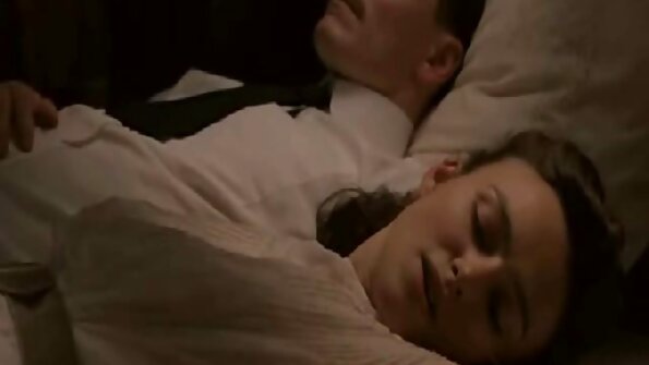 Esmi Lee, Kelsi Monroe - Measuring Up