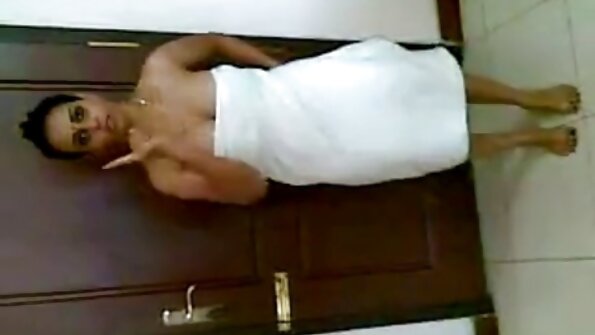 Kula Kulawarga Pies: Lily Glee & Savannah Sixx - Aku Pengin Sedulurku Dick