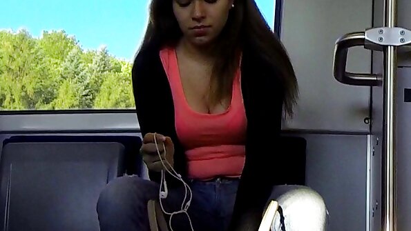 Freya Madison - Penyihir Busty Seksi