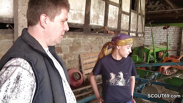 Nataly abrit kusut ing lingerie seksi