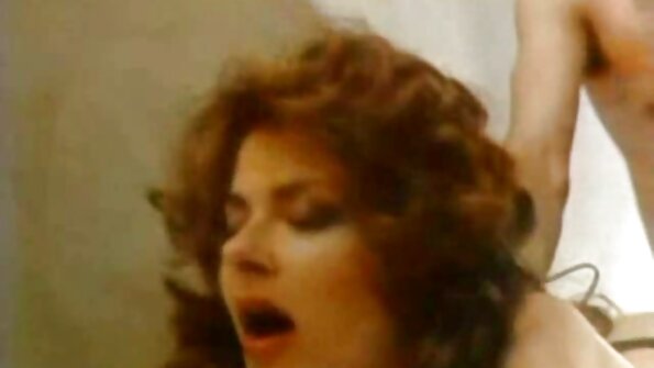 Gigi Spice dadi teles lan alam bébas