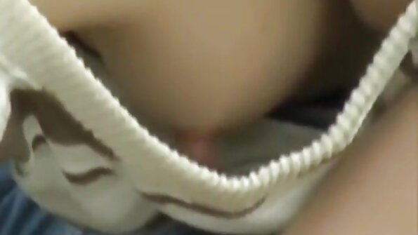 Bethany tresna kanggo cum ing webcam. Watch minangka iki camwhore rubs a gigantic alat vibrator ing dheweke klitoris nganti dheweke cums. Sampeyan kudu cum karo dheweke!