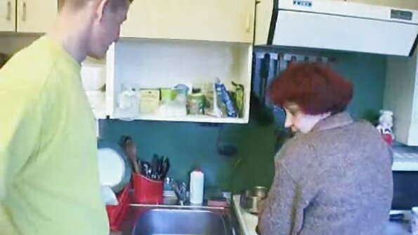 Chanel Collins - Chanel Imut & Curvy