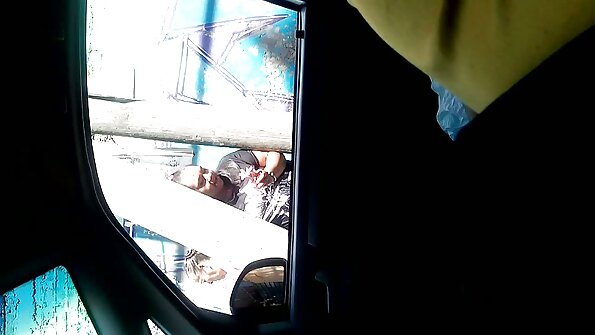 Amerika Nakal: Alex Blake - Kanca Hot Adhiku