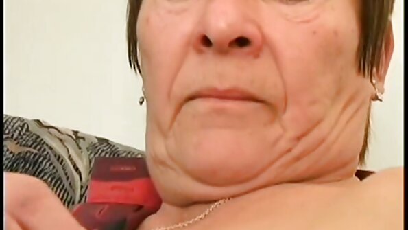 Nicki Ortega, Jaye Summers - Hump Day