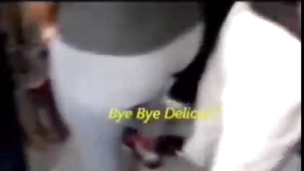 Pirang mesum nemu kabeh bolongan kapenuhan dening 2 Pitik jago