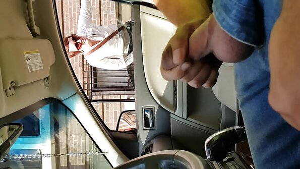 Tessa Fowler - Aku ndemek My Elf GoPro 1