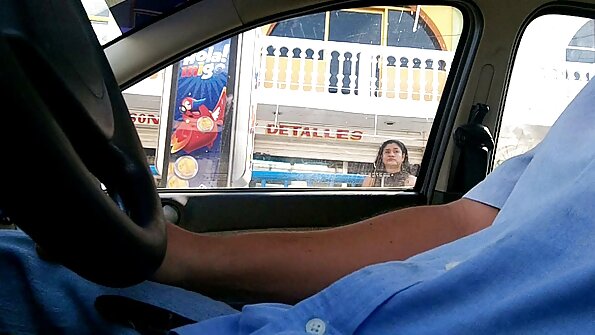 Jaringan Babes: Layla Rose nduweni fitur sing paling nggumunake: awak sing pas karo payudara gedhe, kulit sing disamak sampurna lan eseman sing bakal nggawe sampeyan ilang. Ing kene dheweke tekan orgasme kanggo rasa seneng sing paling gedhe.