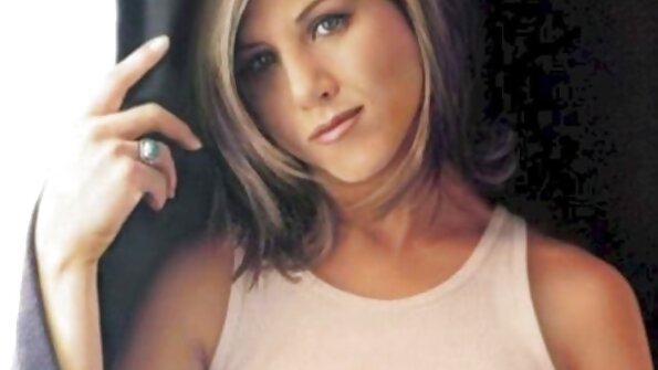 Manis Bejo nuduhake dheweke susu sampurna