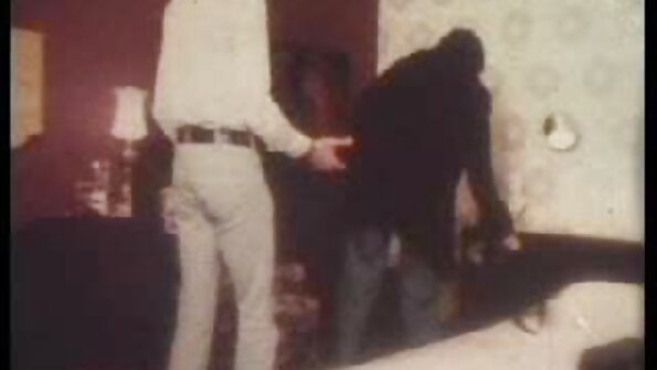 Karla Kush, Scarlet Red - Truth Or Dare