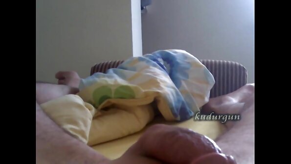 Seneng pedhes close-ups karo pirang lecherous mengkono bukkake tenan rahang bejat ing boy bungah. Dheweke njupuk ing mburi cah ayu lan mangan iku idaman kanggo siji bab mung cipratan wad seger!