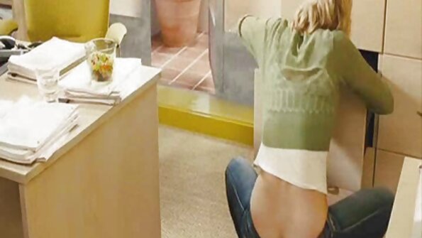 Jess Davies nuduhake lingerie abang